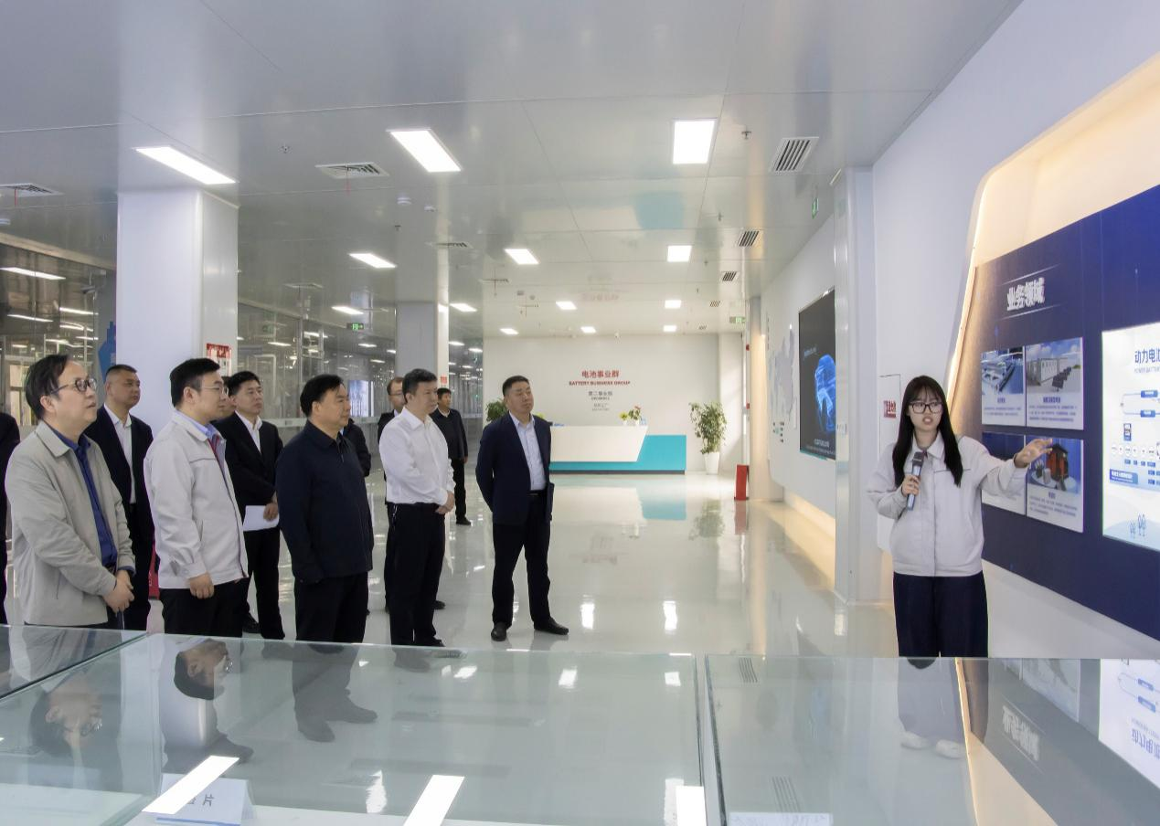 省教育厅组织高校赴郑州比亚迪开展访企拓岗调研活动